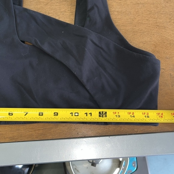 Lululemon Nulu Cross-Front Yoga Bra size 12 - Picture 6 of 6